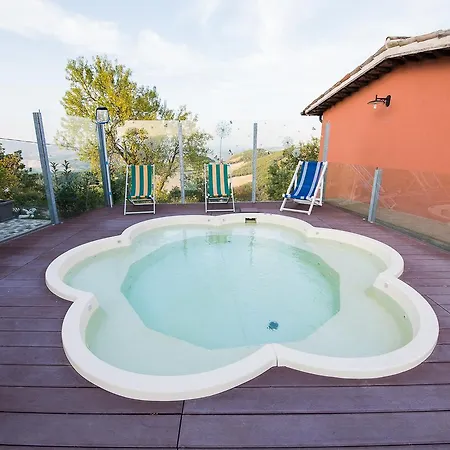 Tatil Evi Eclisse SantʼAngelo in Vado